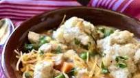 Easy Cheesy Chicken and Biscuit Casserole Easy Cheesy Chicken and Biscuit Casserole