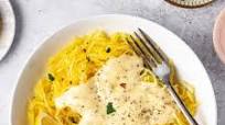 Spaghetti Squash Alfredo Spaghetti Squash Alfredo