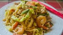 Pancit Canton Guisado With Pork, Chicken, and Shrimps Pancit Canton Guisado With Pork, Chicken, and Shrimps
