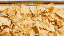 How To Make Quick and Easy Sheet Pan Nachos How To Make Quick and Easy Sheet Pan Nachos