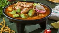 Pozole de pollo Pozole de pollo