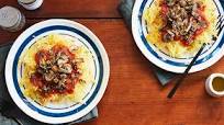 Vegan Spaghetti Squash with Mushroom Marinara Sauce Vegan Spaghetti Squash with Mushroom Marinara Sauce