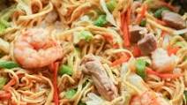 Pancit Canton (Filipino Stir-Fried Noodles) Pancit Canton (Filipino Stir-Fried Noodles)