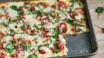 Easy Low Carb White Sauce Pizza Easy Low Carb White Sauce Pizza