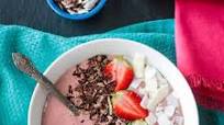 Chocolate Covered Strawberry Smoothie Bowl Chocolate Covered Strawberry Smoothie Bowl