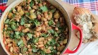 Easy Cassoulet Recipe with White Beans and Garlic Breadcrumbs Easy Cassoulet Recipe with White Beans and Garlic Breadcrumbs