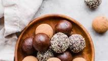 60+ Healthy Valentine’s Day Desserts: Raw Chocolate Truffles 60+ Healthy Valentine’s Day Desserts: Raw Chocolate Truffles
