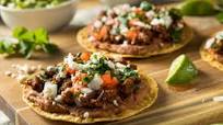 Tostadas de res Tostadas de res