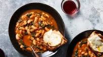 Slow Cooker Ribollita With Smoked Mozzarella Toasts Slow Cooker Ribollita With Smoked Mozzarella Toasts
