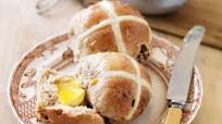 Traditional hot cross buns Traditional hot cross buns