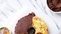 Let there be cake (celebrating 9 years of L&OO!) Let there be cake (celebrating 9 years of L&OO!)