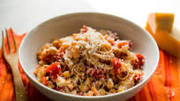 Spaghetti With Cauliflower, Almonds, Tomatoes and Chickpeas Spaghetti With Cauliflower, Almonds, Tomatoes and Chickpeas