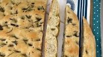 Easy Rosemary Focaccia Bread Easy Rosemary Focaccia Bread