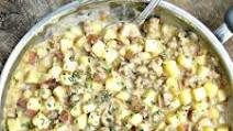 Creamy Sausage and Potatoes- a 30 minute dinner Creamy Sausage and Potatoes- a 30 minute dinner