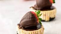 Chocolate Covered Strawberry Mini Cheesecakes Chocolate Covered Strawberry Mini Cheesecakes