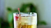 Crown Royal Peaches and Cream Cocktail Crown Royal Peaches and Cream Cocktail