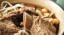 Caldo de res con garbanzo y col Caldo de res con garbanzo y col