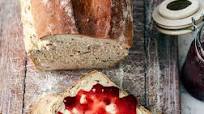 Seeded wholemeal loaf Seeded wholemeal loaf
