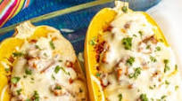 Chicken enchilada spaghetti squash boats Chicken enchilada spaghetti squash boats