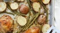 {5 Minute} Sheet Pan Chicken Thighs with Green Beans and Potatoes {5 Minute} Sheet Pan Chicken Thighs with Green Beans and Potatoes