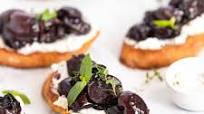 Roasted Cherry and Goat Cheese Crostini Roasted Cherry and Goat Cheese Crostini