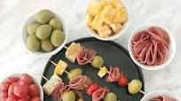 ANTIPASTO KABOBS WITH OLIVES FROM SPAIN – A FUN APPETIZER FOR KIDS ANTIPASTO KABOBS WITH OLIVES FROM SPAIN – A FUN APPETIZER FOR KIDS