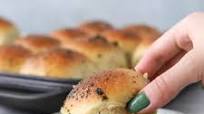 Soft Sourdough Dinner Rolls (Tangzhong Method) Soft Sourdough Dinner Rolls (Tangzhong Method)