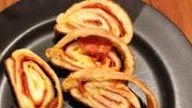 Quick and Easy Pizza Roll Quick and Easy Pizza Roll