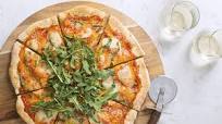 Margherita Pizza with Arugula Margherita Pizza with Arugula