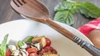 Caprese Panzanella Salad Caprese Panzanella Salad