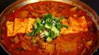 Kimchi stew (Kimchi-jjigae) Kimchi stew (Kimchi-jjigae)