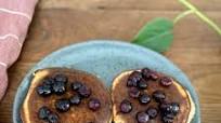 SIBO Pancakes with Blueberries and Banana - Low Fodmap and GF SIBO Pancakes with Blueberries and Banana - Low Fodmap and GF