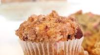 RHUBARB STREUSEL MUFFINS RHUBARB STREUSEL MUFFINS