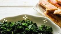 Sauteed Kale, Italian-style (aglio olio & peperoncino) Sauteed Kale, Italian-style (aglio olio & peperoncino)
