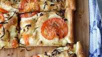 Focaccia with Caramelized Onion, Tomato & Rosemary Recipe Focaccia with Caramelized Onion, Tomato & Rosemary Recipe