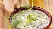 Greek Yogurt-Cucumber Sauce - German Tsatsiki Greek Yogurt-Cucumber Sauce - German Tsatsiki
