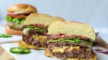 Jalapeño Popper Stuffed Cream Cheese Burger Jalapeño Popper Stuffed Cream Cheese Burger
