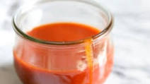 Homemade Buffalo Sauce (Whole30) Homemade Buffalo Sauce (Whole30)