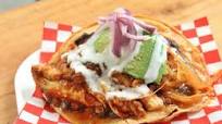 Tostadas de Tinga de pollo Tostadas de Tinga de pollo