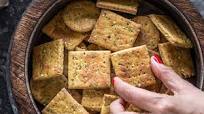 Baked Methi Mathri Baked Methi Mathri