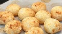 Brazilian Cheese Bread (Pao de Queijo) Brazilian Cheese Bread (Pao de Queijo)