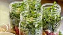 Caprese Mason Jar Salads Caprese Mason Jar Salads