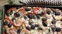 Cheesy Focaccia with Tomatoes & Olives Cheesy Focaccia with Tomatoes & Olives