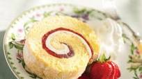 Berries and Cream Cake Roll Berries and Cream Cake Roll