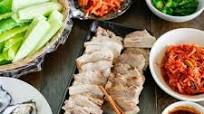 Bossam (Korean Pork Lettuce Wraps) Bossam (Korean Pork Lettuce Wraps)