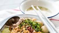 Tom Yum Egg Noodles Tom Yum Egg Noodles