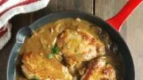 Smothered Pork Chops in Onion Gravy Smothered Pork Chops in Onion Gravy