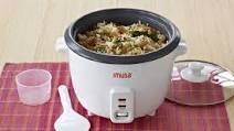 Saffron Jasmine Rice with Raisins and Almonds Saffron Jasmine Rice with Raisins and Almonds