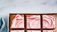 Strawberry-Rosé Snack Cake Strawberry-Rosé Snack Cake