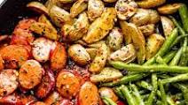 Smoked Sausage with Potatoes and Green Beans Smoked Sausage with Potatoes and Green Beans